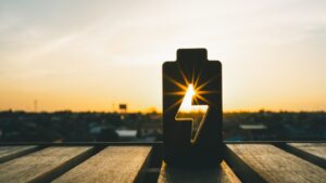 【法人・高圧】市場連動型ではない電力会社30社比較！電気代高騰リスクを抑える固定単価プランをご紹介！